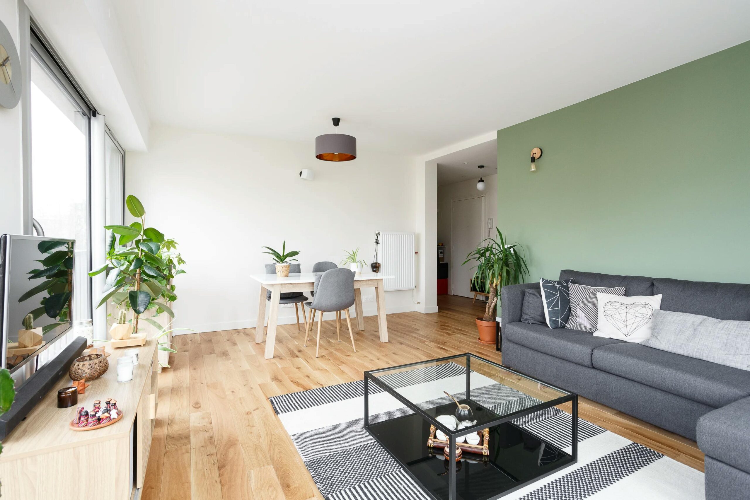 obtenez rapidement votre devis de rénovation à paris. comparez les offres, trouvez des artisans qualifiés et réalisez vos travaux au meilleur prix pour l'appartement ou la maison de vos rêves !