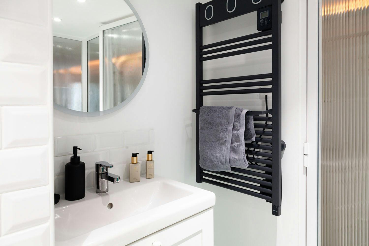 obtenez rapidement un devis personnalisé pour vos travaux de rénovation à paris. comparez les offres, trouvez des artisans qualifiés et réalisez votre projet au meilleur prix.