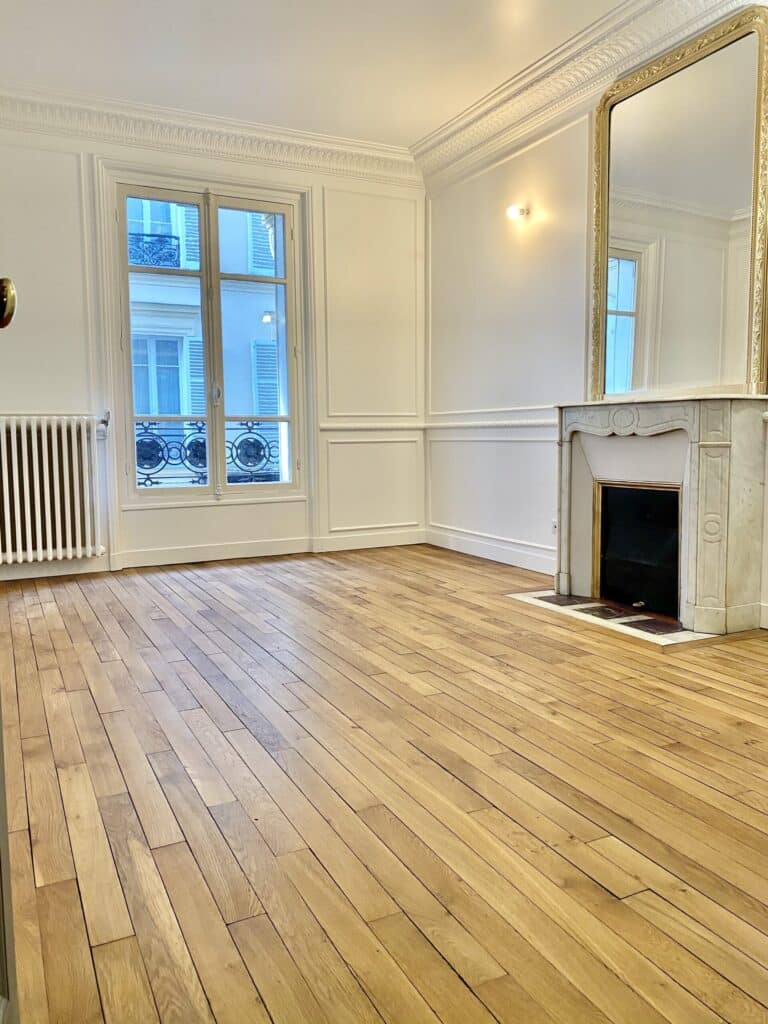 découvrez notre sélection de parquets à paris : conseils, pose professionnelle et large choix de sols en bois pour sublimer votre intérieur. devis personnalisé et expertise locale.