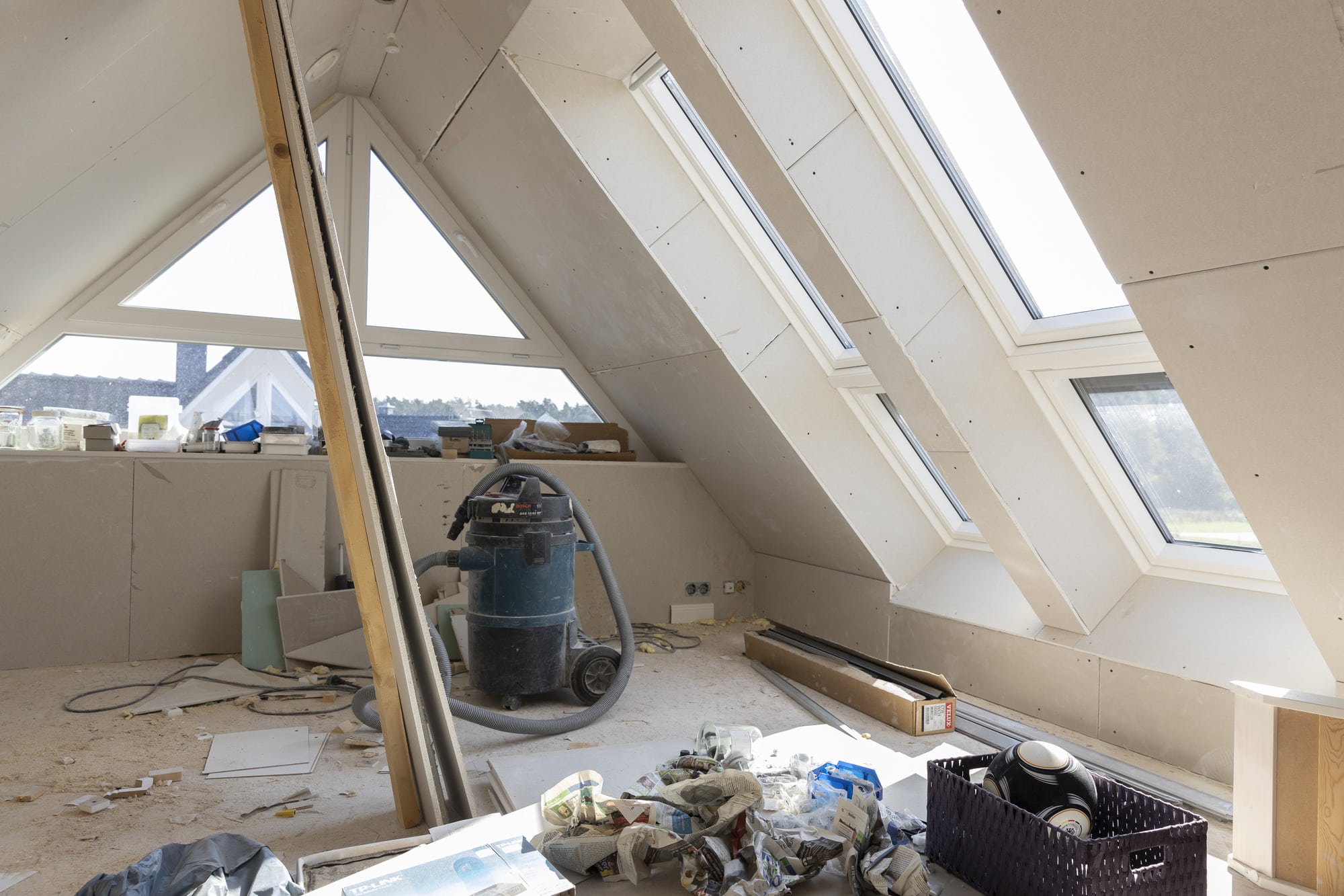 découvrez le prix moyen pour l’aménagement de combles de 40m2, les facteurs qui influencent le coût, et nos conseils pour optimiser votre budget et valoriser votre espace sous toiture.