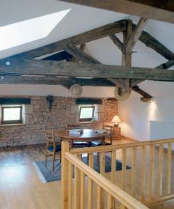 découvrez le prix moyen pour l’aménagement de combles de 40m2 : conseils, estimation des coûts, et facteurs influençant le budget de vos travaux.