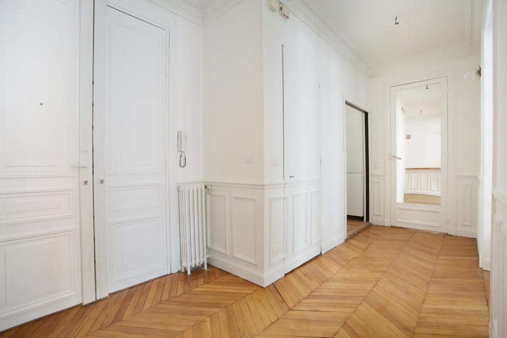 découvrez nos services de rénovation d’appartement à paris : transformation sur-mesure, conseils personnalisés et travaux de qualité pour moderniser votre intérieur. demandez votre devis gratuit !