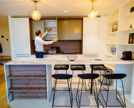 découvrez nos services de rénovation de cuisine à paris : conception sur-mesure, matériaux de qualité et accompagnement personnalisé pour transformer votre espace culinaire.