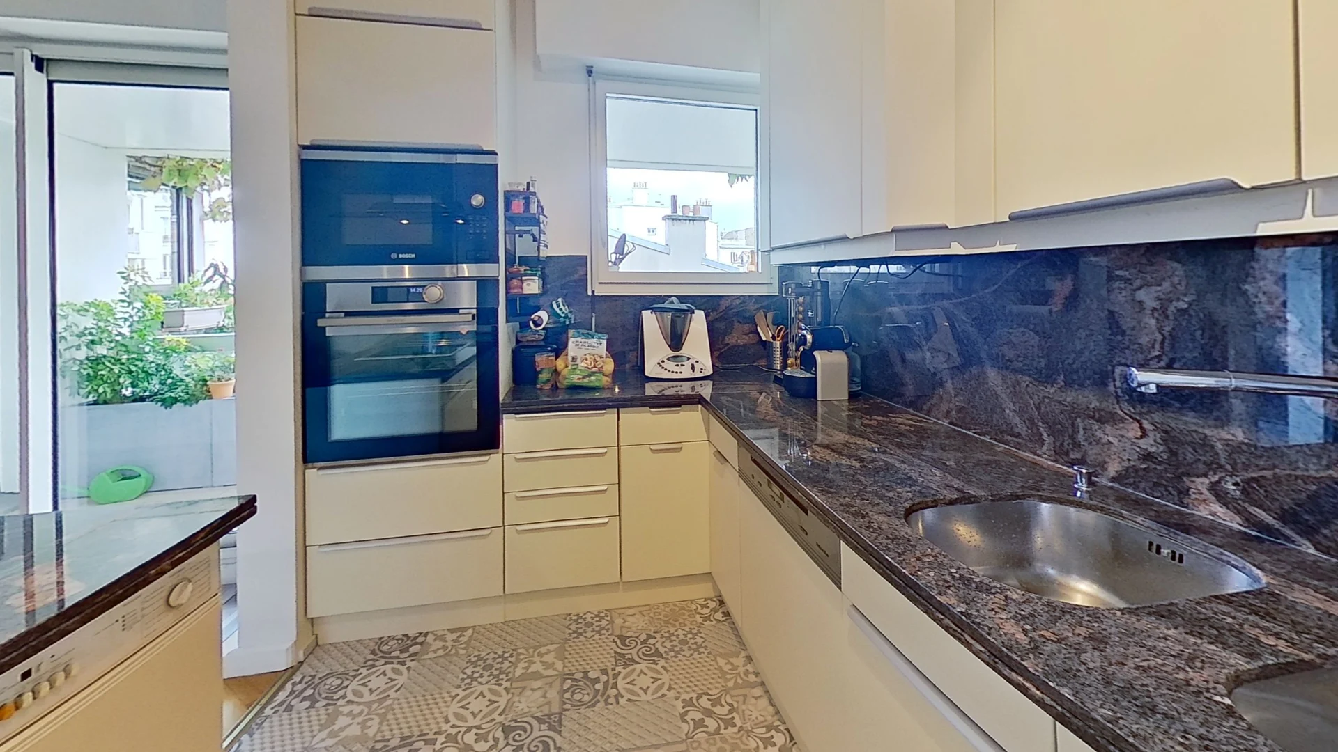 confiez la rénovation de votre cuisine à paris à des experts : conseils personnalisés, design moderne et travaux de qualité pour transformer votre espace culinaire selon vos envies.