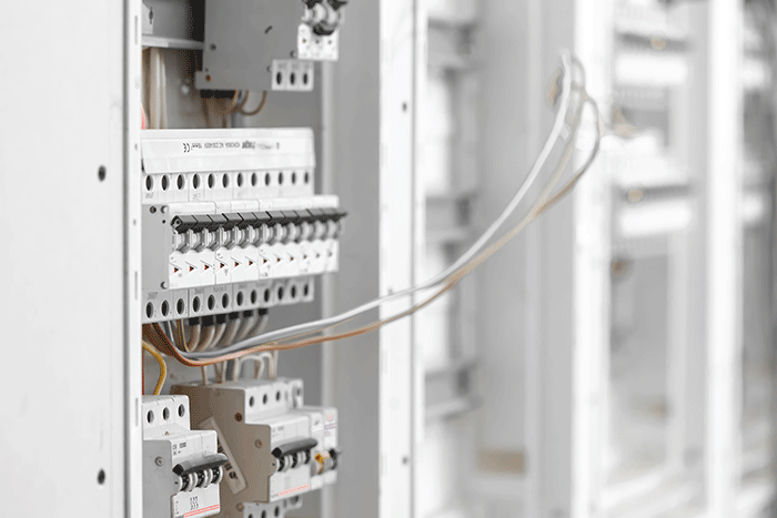 confiez la rénovation de votre installation électrique à des experts pour garantir sécurité, conformité et modernité à votre logement. demandez votre devis gratuit dès maintenant !