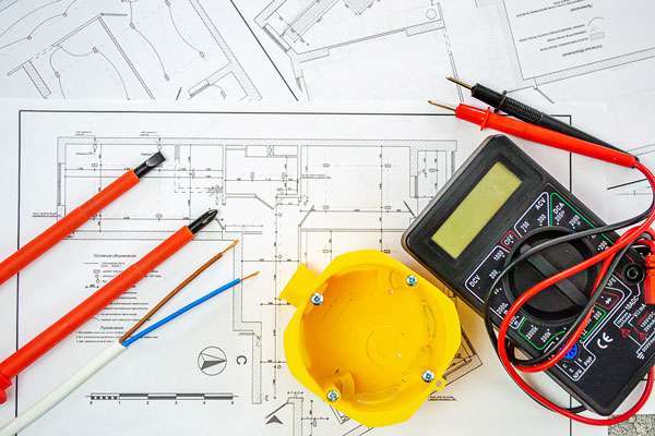 découvrez nos conseils pratiques et astuces pour réussir votre rénovation électrique en toute sécurité, optimiser votre installation et garantir la conformité aux normes en vigueur.