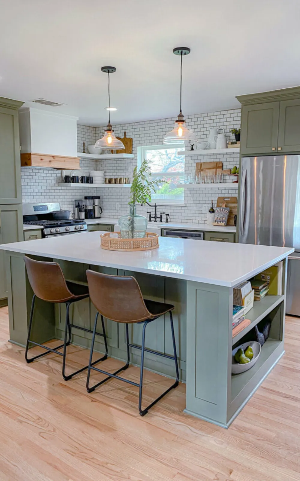 confiez votre rénovation intérieure dans le 92 à des experts ! conseils personnalisés, matériaux de qualité et accompagnement complet pour sublimer votre habitat dans les hauts-de-seine.