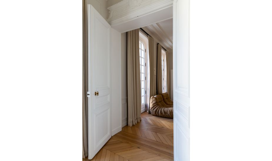 confiez votre rénovation intérieure à paris à des experts. transformation complète ou partielle, conseils personnalisés, qualité et respect des délais pour un intérieur à votre image.