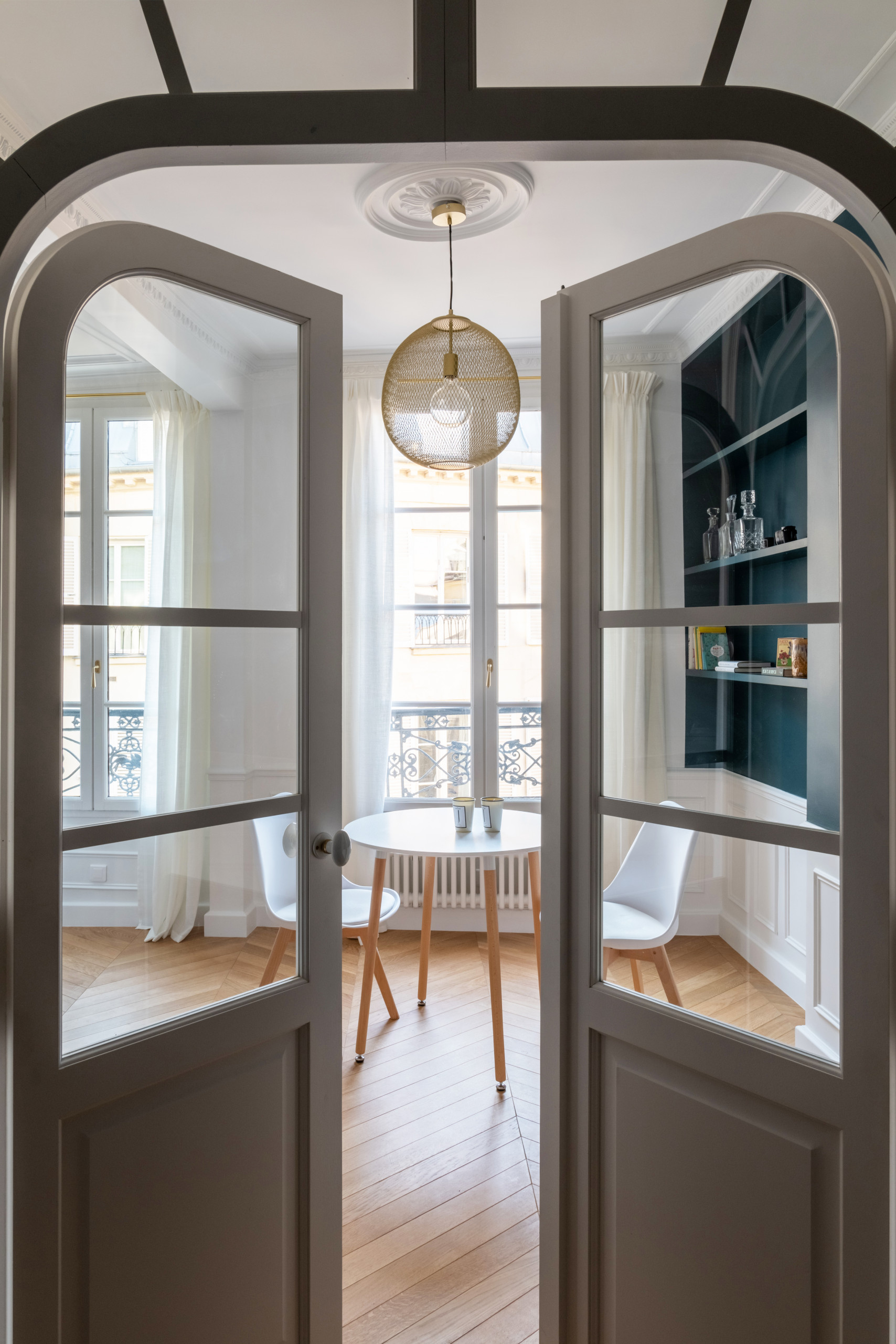 confiez votre rénovation intérieure à paris à des experts : transformation de votre espace, conseils personnalisés, travaux de qualité et suivi complet pour un intérieur à votre image.