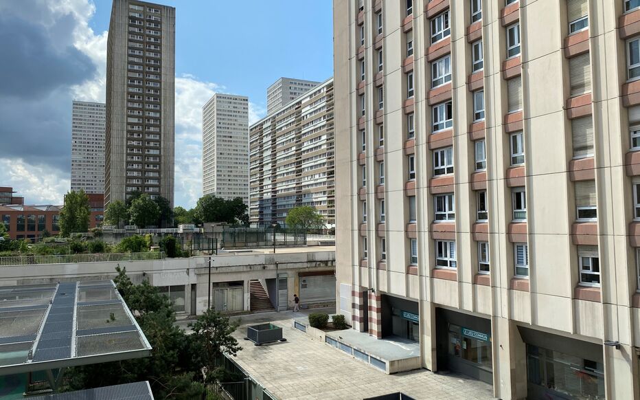 découvrez nos services de rénovation à paris pour appartements et maisons : travaux de qualité, conseils personnalisés et accompagnement sur-mesure pour transformer votre intérieur.
