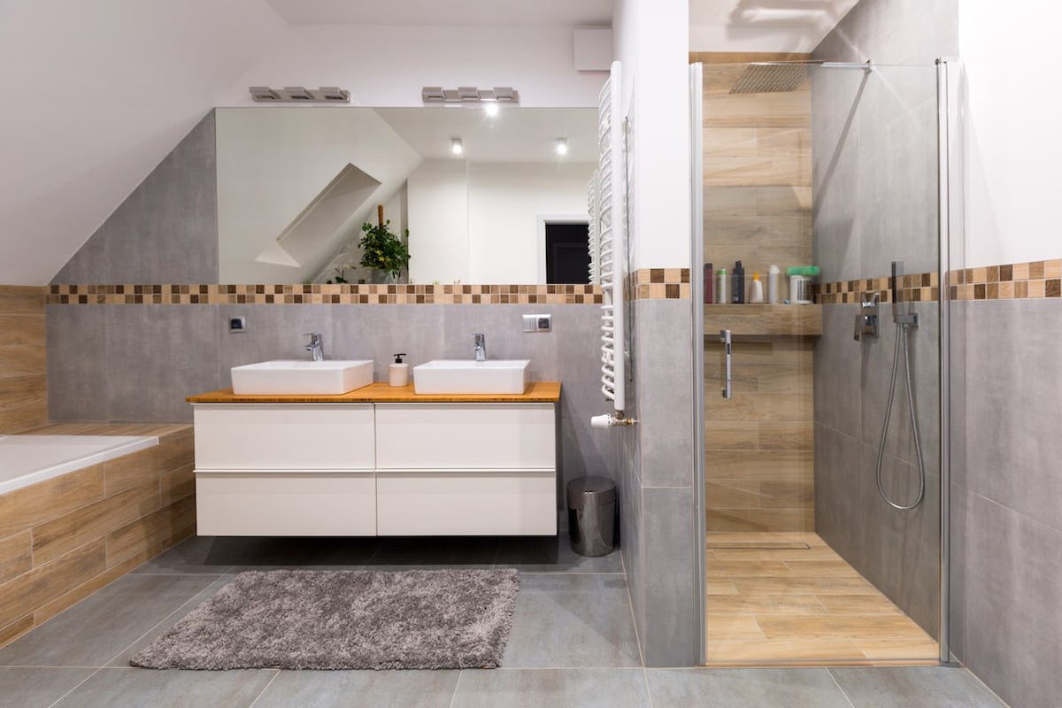 découvrez nos meilleurs conseils pour réussir la rénovation de votre salle de bain : astuces pratiques, idées déco, choix des matériaux et étapes clés pour transformer votre espace selon vos envies et votre budget.