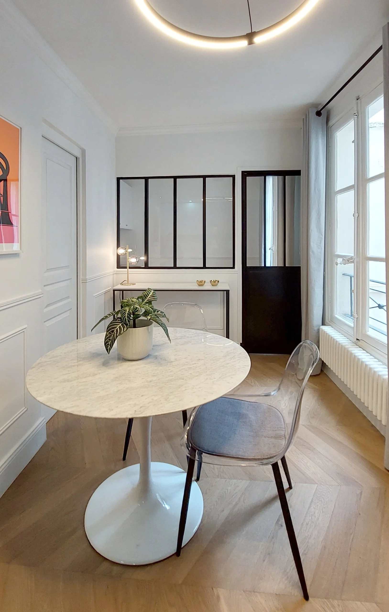 découvrez nos prestations de rénovation moderne pour t2 à paris : conseils personnalisés, optimisation de l’espace et finitions haut de gamme pour transformer votre appartement en un lieu moderne et confortable.