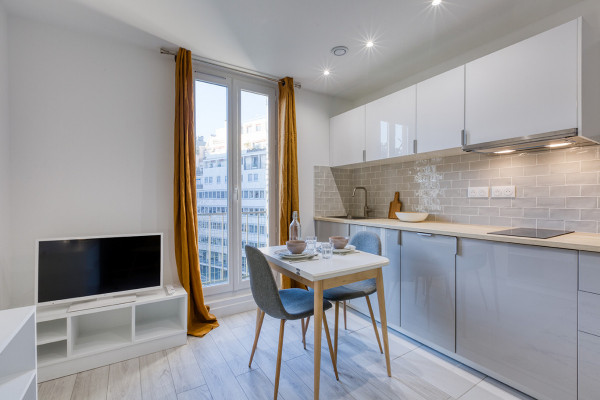 découvrez nos services de rénovation de t2 à paris : modernisez votre appartement avec style, optimisation de l'espace, matériaux de qualité et finitions soignées. obtenez un devis gratuit pour votre projet personnalisé.