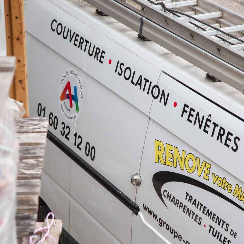 confiez la rénovation de votre habitat dans les hauts-de-seine (92) à des experts qualifiés. devis gratuit, travaux de qualité, conseils personnalisés pour rénover votre maison ou appartement en toute sérénité.