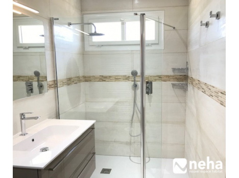 découvrez des inspirations et conseils pour aménager une salle de bain moderne : designs tendance, couleurs contemporaines et idées déco pour transformer votre espace en un lieu élégant et fonctionnel.
