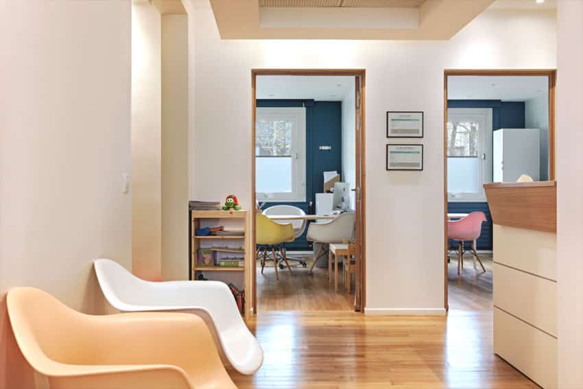 découvrez comment un cabinet médical à paris a été entièrement transformé pour offrir un espace moderne, accueillant et adapté aux besoins des patients et des professionnels de santé.