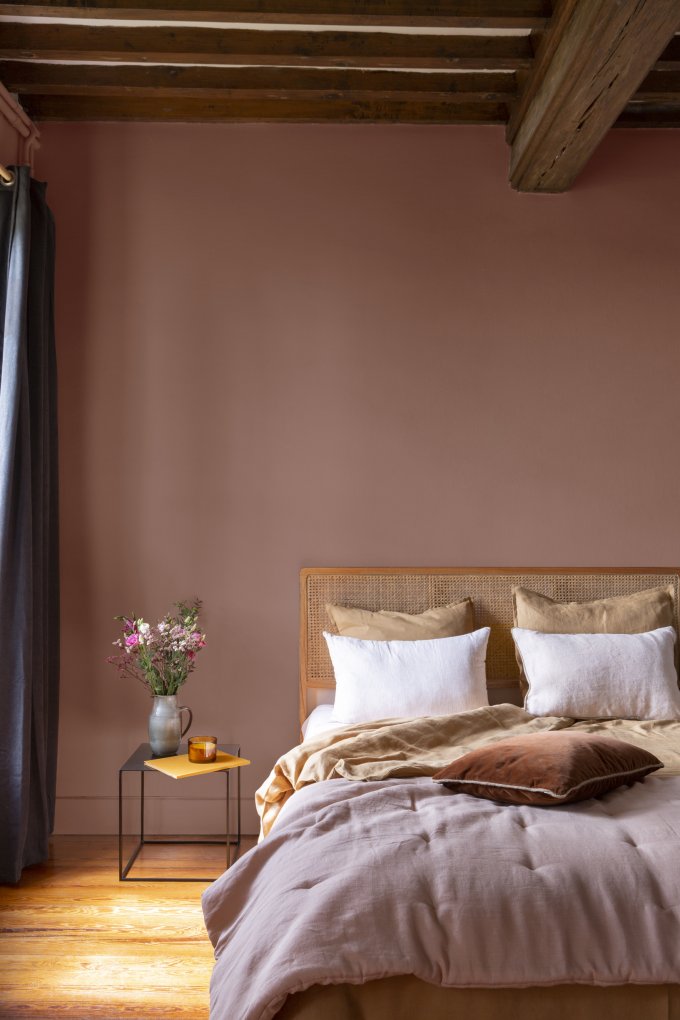 découvrez les meilleures couleurs et techniques de peinture pour sublimer une chambre parentale. conseils déco, astuces tendances et inspirations pour créer un espace cosy et personnalisé.