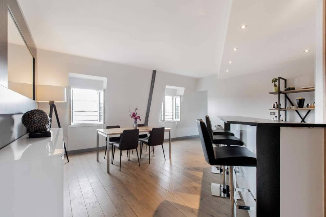 découvrez comment calculer le coût de rénovation par m² et nos astuces pour optimiser votre budget travaux efficacement.