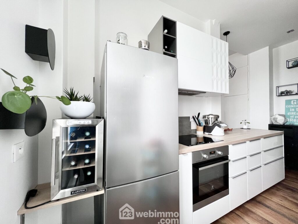 découvrez des cuisines design sur mesure à malakoff, alliant modernité, fonctionnalité et style pour transformer votre espace culinaire.