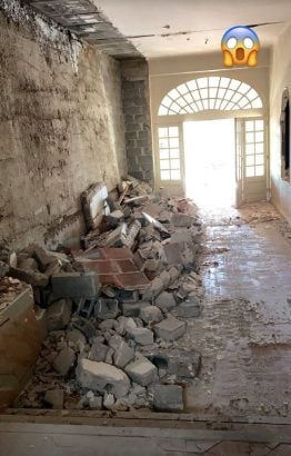 découvrez comment karine le marchand transforme deux chambres en un appartement chic et élégant, alliant confort et style avec une décoration moderne et raffinée.