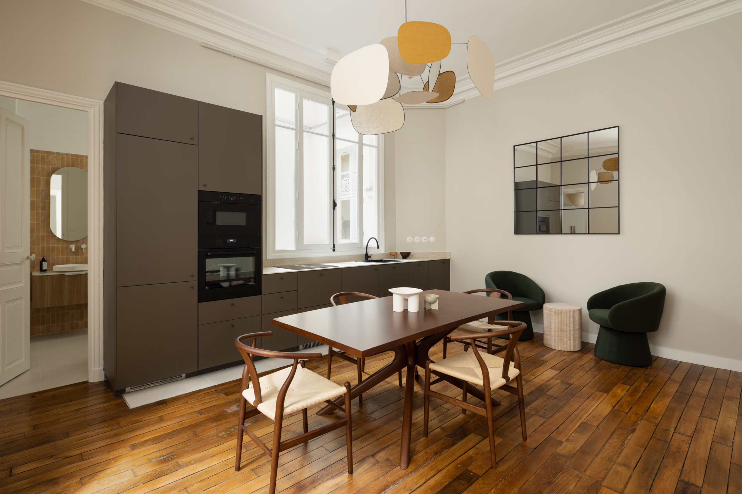 découvrez les meilleurs experts en rénovation d'entreprise à paris pour transformer vos locaux avec qualité et professionnalisme.