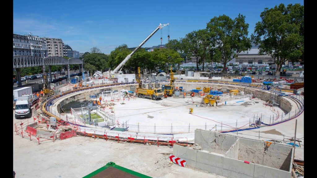 découvrez le nouveau square marie-curie à austerlitz, un espace vert moderne alliant nature et détente au cœur de la ville.