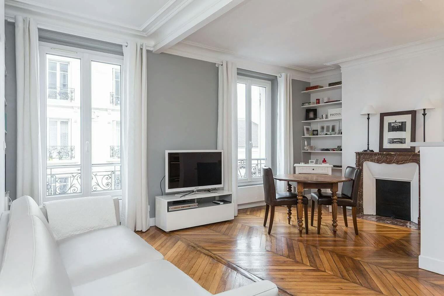 découvrez nos conseils et astuces pour réussir la rénovation de votre appartement à paris en respectant votre budget. guide pratique, estimation des coûts et solutions économiques pour un projet sur-mesure.