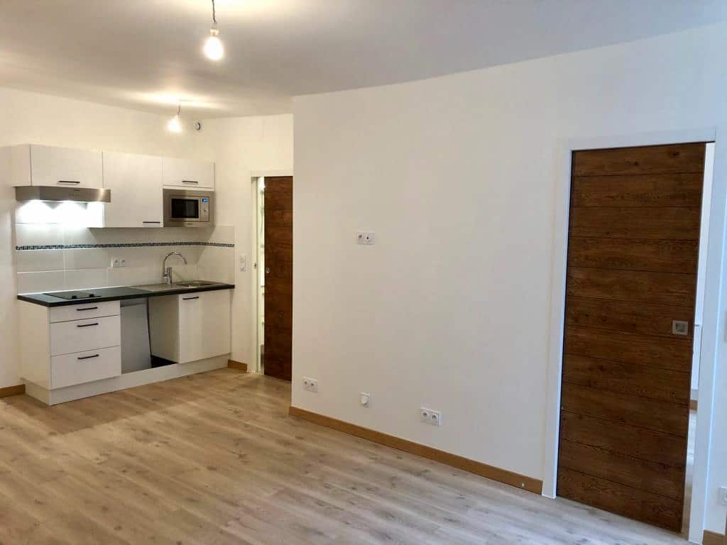 confiez la rénovation de votre appartement à paris en 2025 à des experts qualifiés. conseils, tendances et devis adaptés pour transformer votre espace selon vos envies.