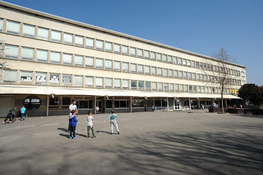 découvrez des solutions simples et efficaces pour la rénovation facile à bourg-la-reine. transformez votre maison rapidement avec nos conseils et services professionnels.