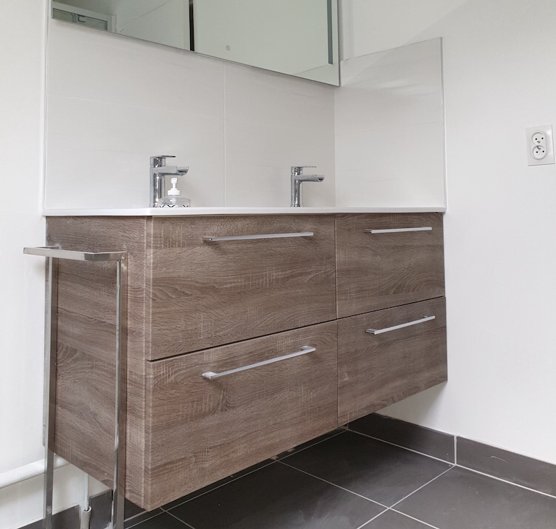 besoin de rénover votre salle de bain à coupvray ? découvrez nos solutions personnalisées pour moderniser et optimiser votre espace, avec des matériaux de qualité et un accompagnement professionnel.