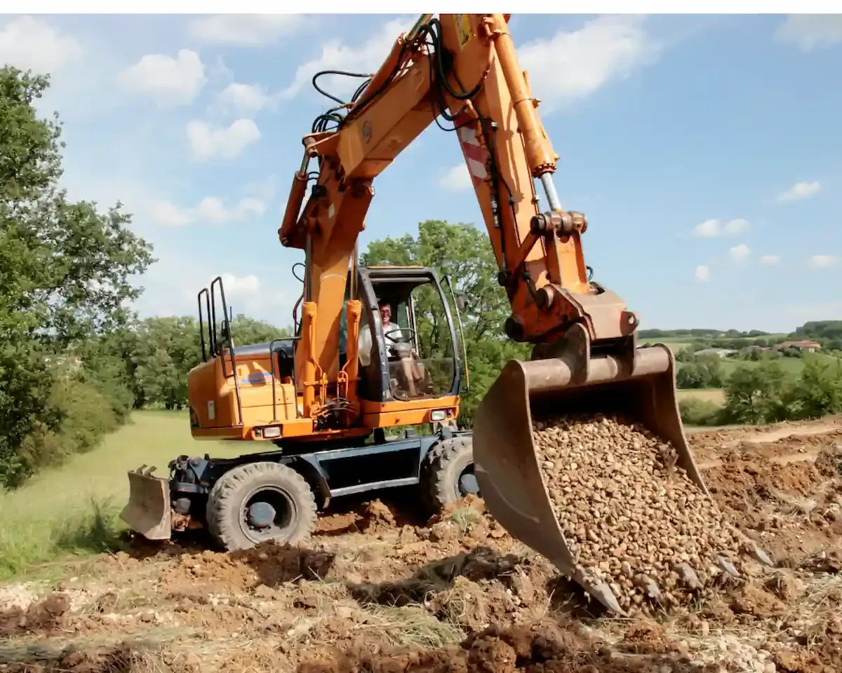 découvrez les tarifs du terrassement et les étapes clés pour bien préparer votre terrain avant construction. conseils pratiques et informations essentielles pour réussir votre projet.