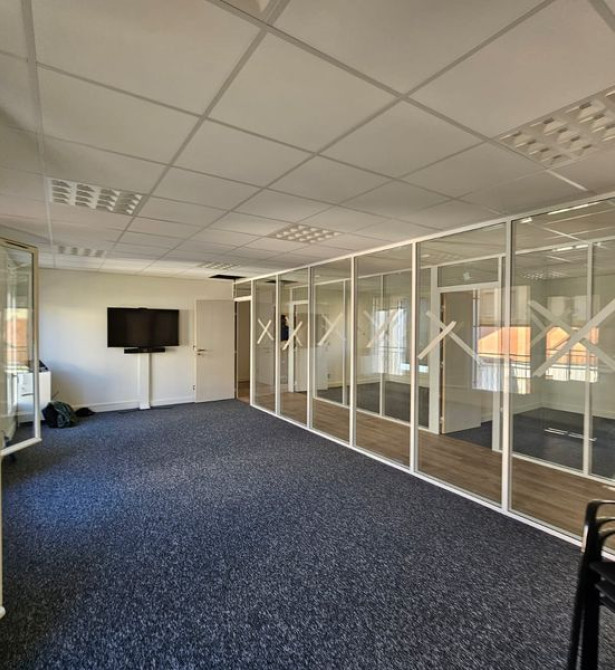 partenaire fiable pour la rénovation de maison et appartement, offrant des services de qualité pour tous vos projets de rénovation intérieure et extérieure.